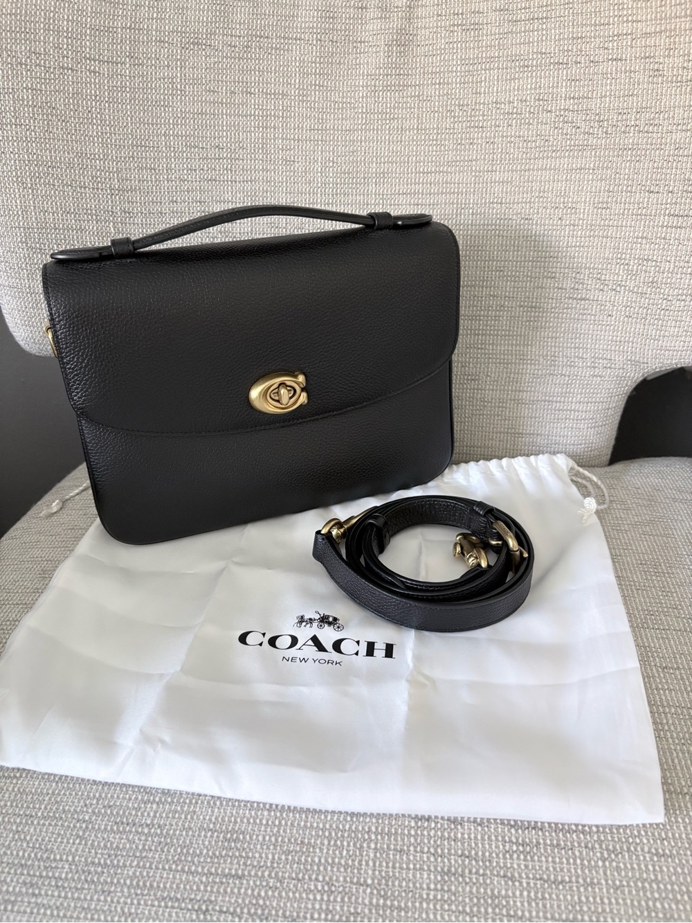 Coach Cassie Crossbody - Picture 2 of 9